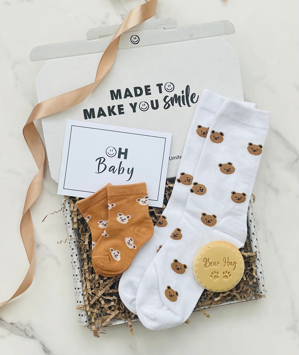 Mummy & Me Socks & Cookie Letterbox Gift