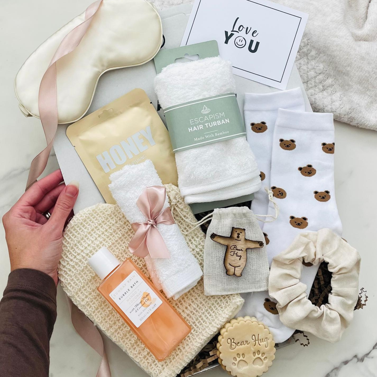Linen 4th Wedding Anniversary Gift Box for Her, featuring a handmade linen scrunchie, pampering treats and thoughtful keepsakes.