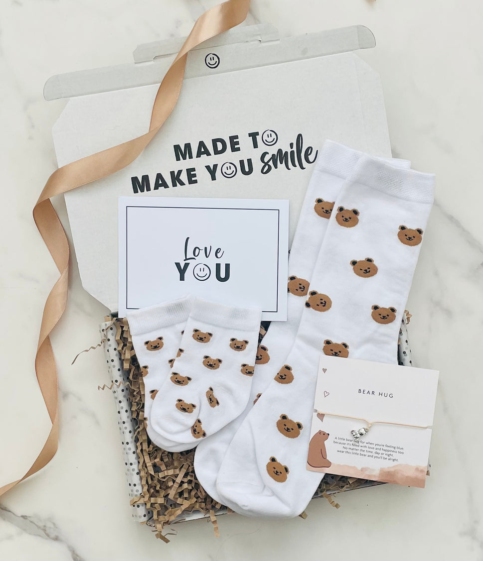 Mummy & Baby Bear Hugs Letterbox Gift