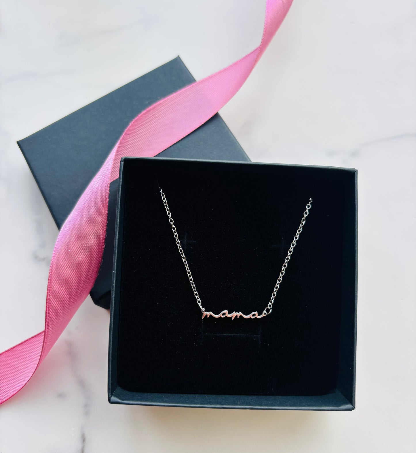 Mama Necklace